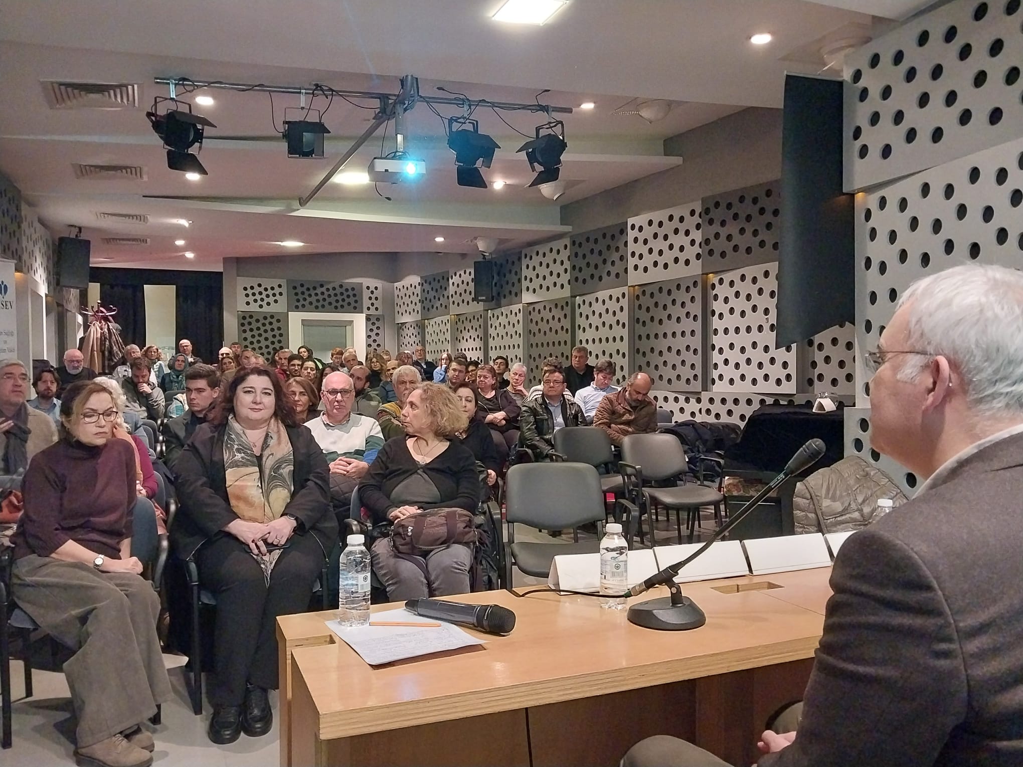 19. İNSEV Buluşmamızı Aynalı Geçit Toplantı Salonunda Gerçekleştirdik.